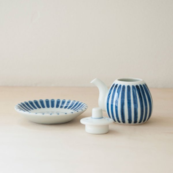 画像6: 【梅山窯】ミニ醤油さし(十草)