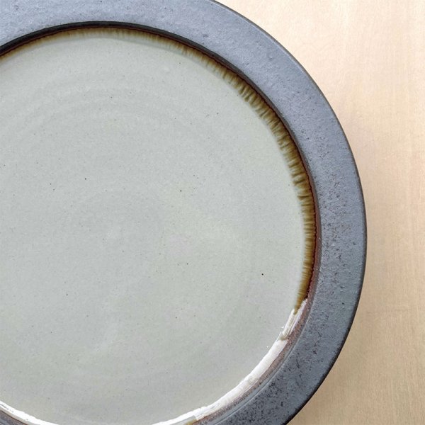 画像9: 【出西窯】縁鉄内白皿8寸