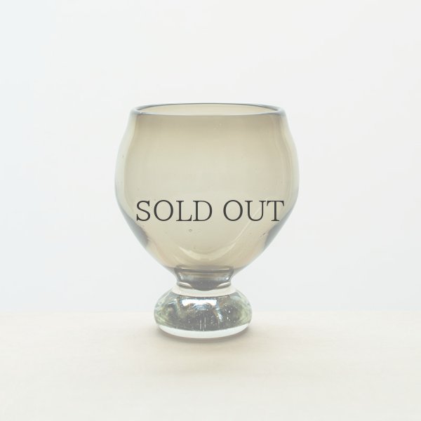 画像2: 【小野田郁子】台付丸グラス（うすオリーブ） (2)