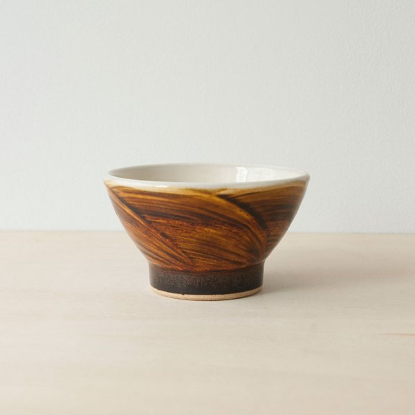 画像2: 【出西窯】飯碗 豆（ぼたん刷毛飴） (2)