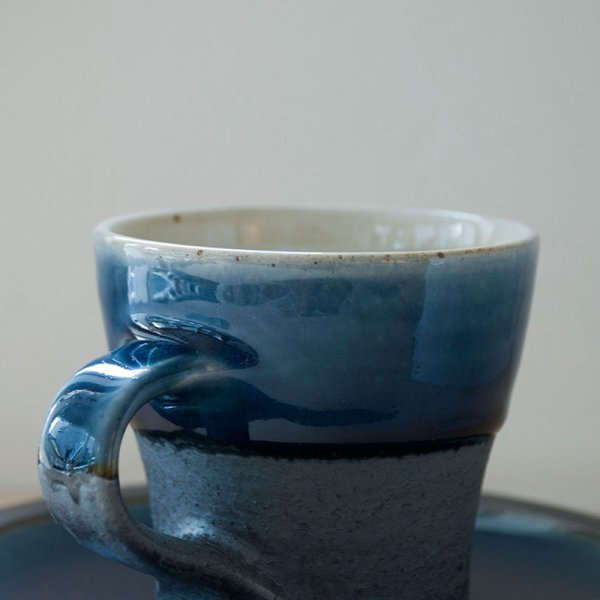 画像7: 【出西窯】コーヒーカップ＆ソーサー（呉須下鉄） (7)