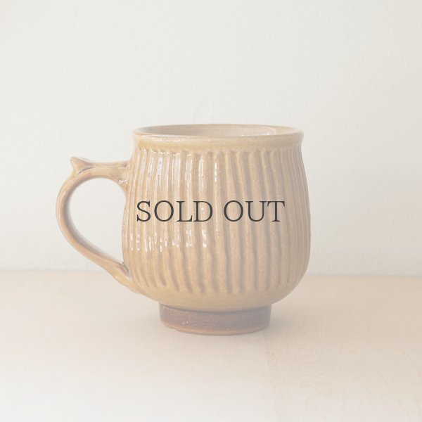 画像2: 【湯町窯】モーニングカップ（しのぎキイロ) (2)